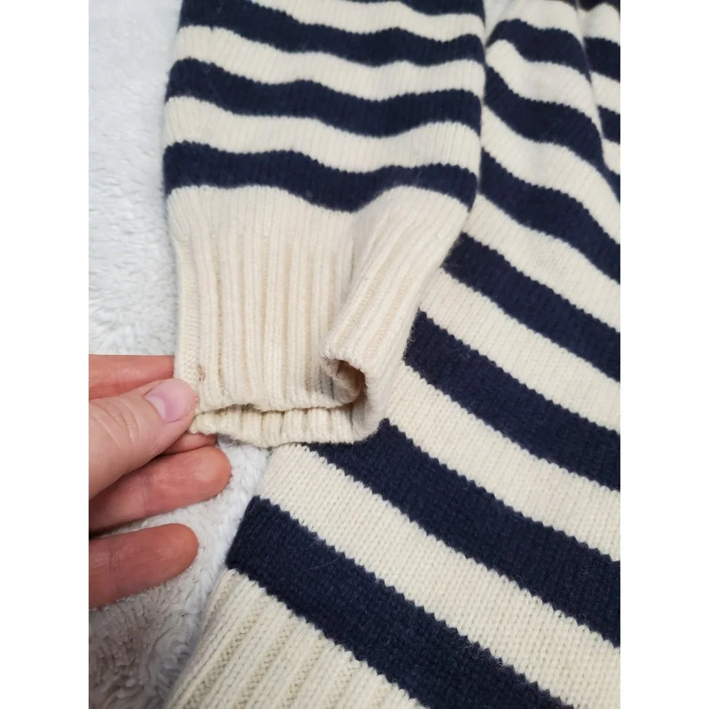 Banana Republic Blue Cream Knit Wool Blend Heritage Sweater Men XL‎ Classic